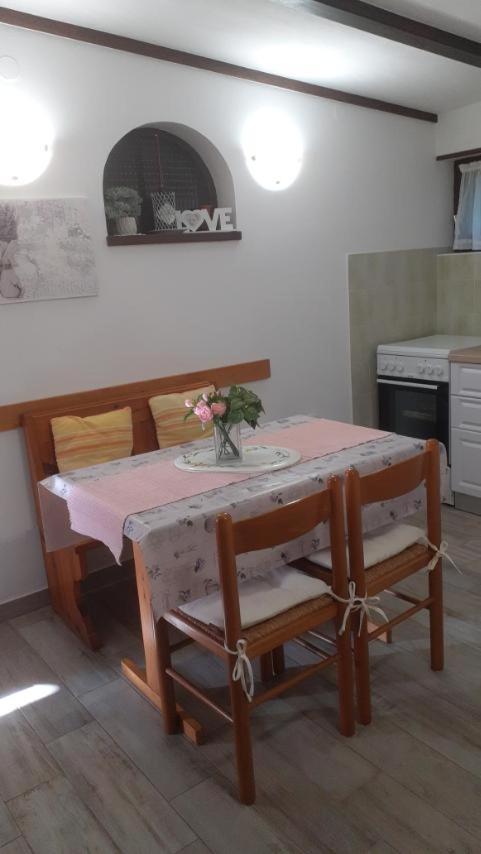 Apartments Pinezic มาร์ตินชิซา ภายนอก รูปภาพ
